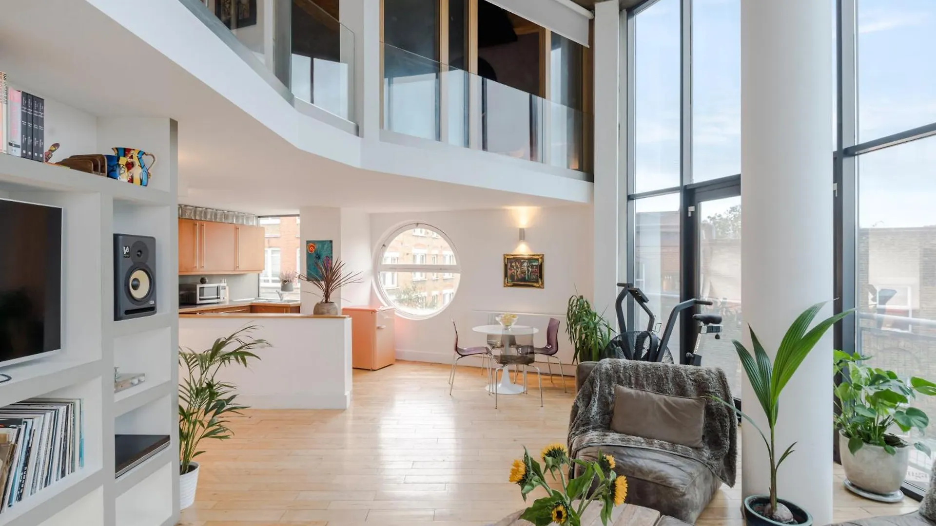 Central Shoreditch Penthouse London Apartment